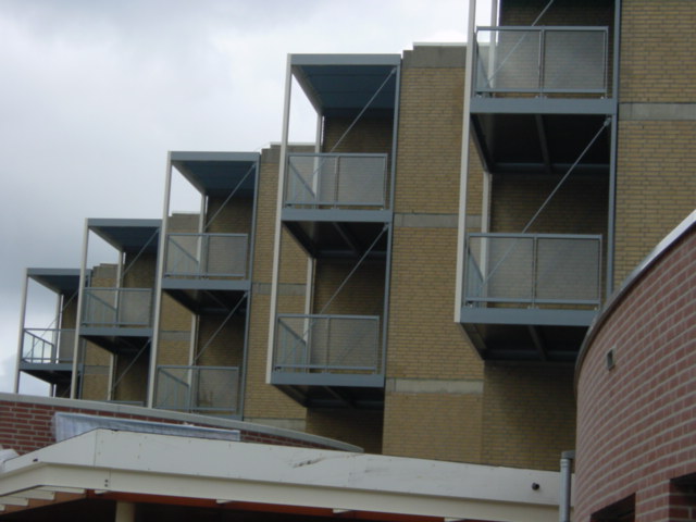 Balkonhek-glas-aluminium-Heemskerk-Cepu-Constructions.JPG