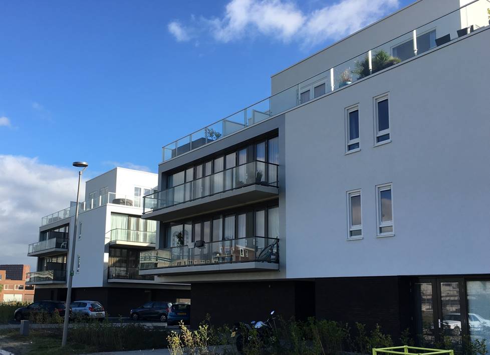 Balkonhekken-glas-privacyschermen-aluminium-balustrades-Almere-Constructions-Cepu.JPG
