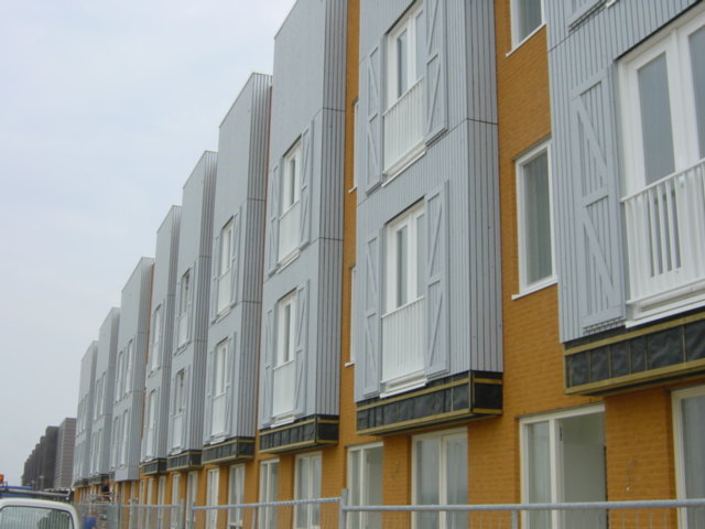 Franse-balkonhekken-lamellen-CEPU-aluminium.JPG