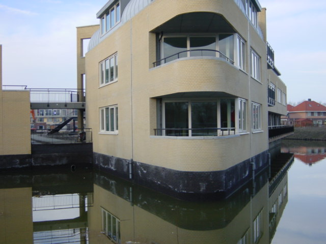 Leuningen-op-borstwering-aluminium-balkon-Zuidland-Cepu-Constructions.JPG